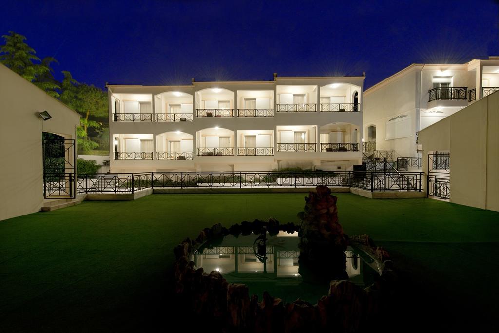 Amalia Aparthotel Palaiontsiflikion Ngoại thất bức ảnh