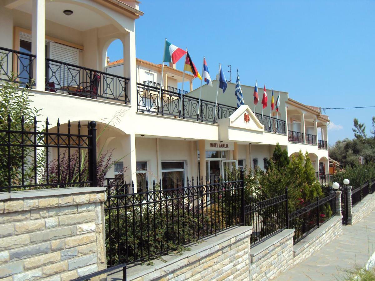 Amalia Aparthotel Palaiontsiflikion Ngoại thất bức ảnh